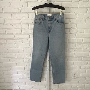 Abercrombie & Fitch The ‘90s Straight Ultra High Rise Jeans, Size 27 short